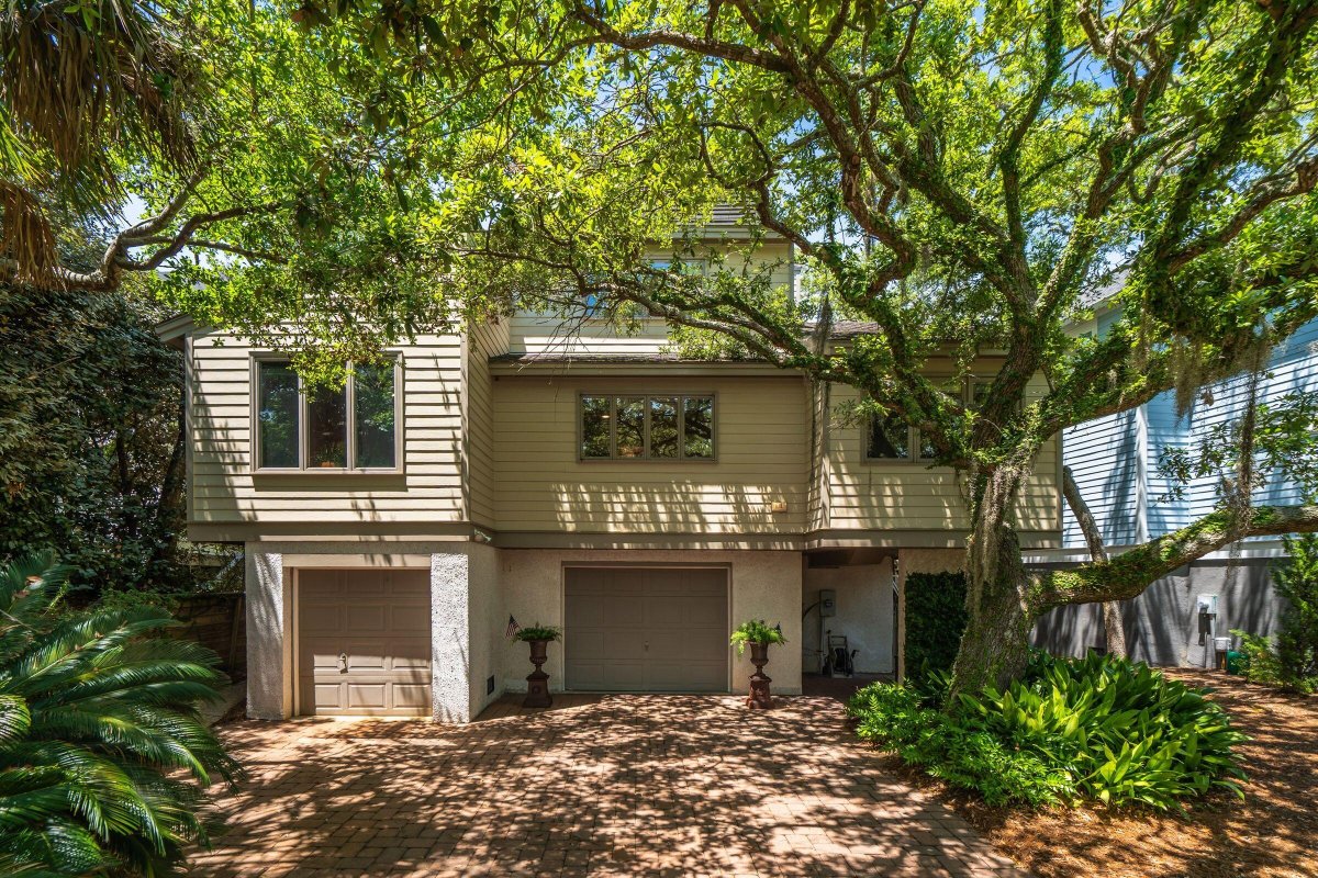 12 Marsh Island Lane