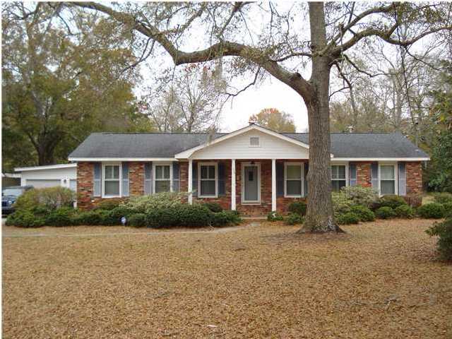 830 Robert Lee Boulevard