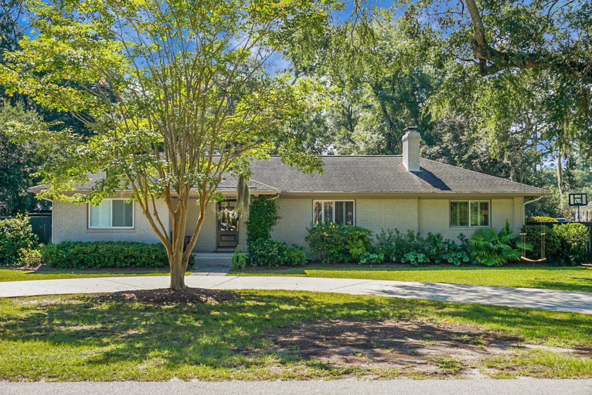 672 Clearview Drive