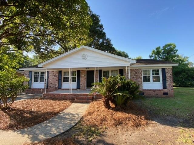 121 Camelot Drive