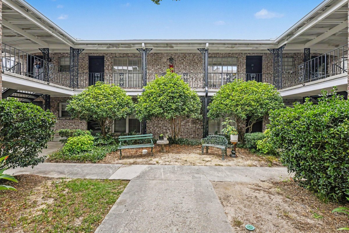 874 Colony B27
