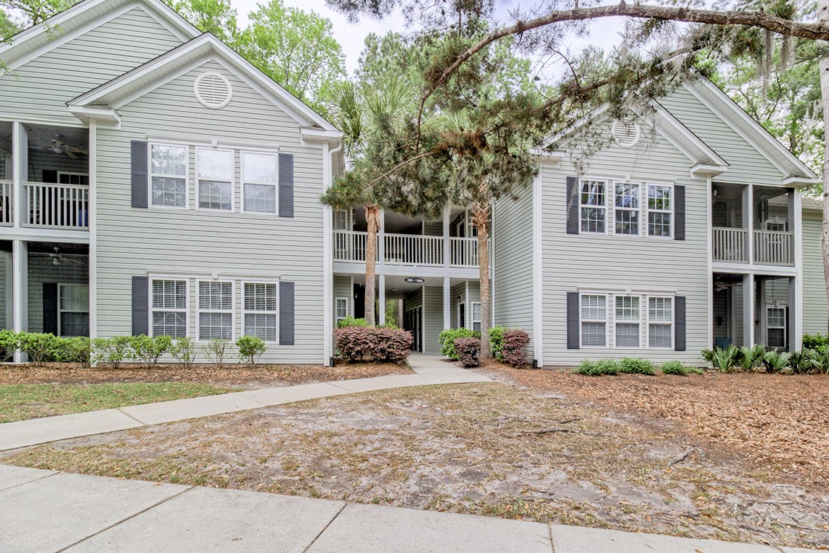 1401 Grove Park Drive