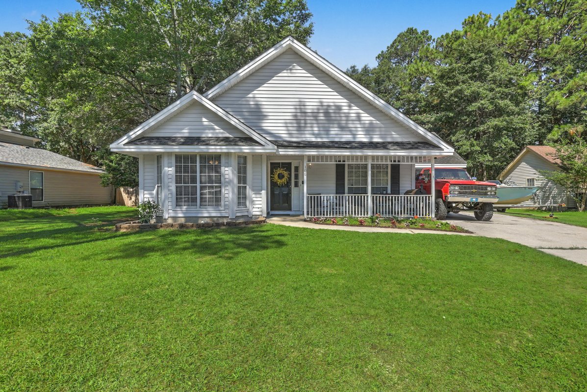 106 Bradd Street