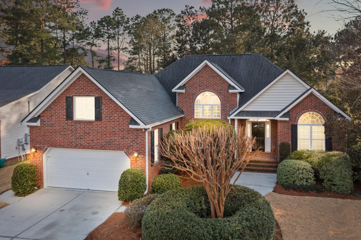 406 Prestwick Court