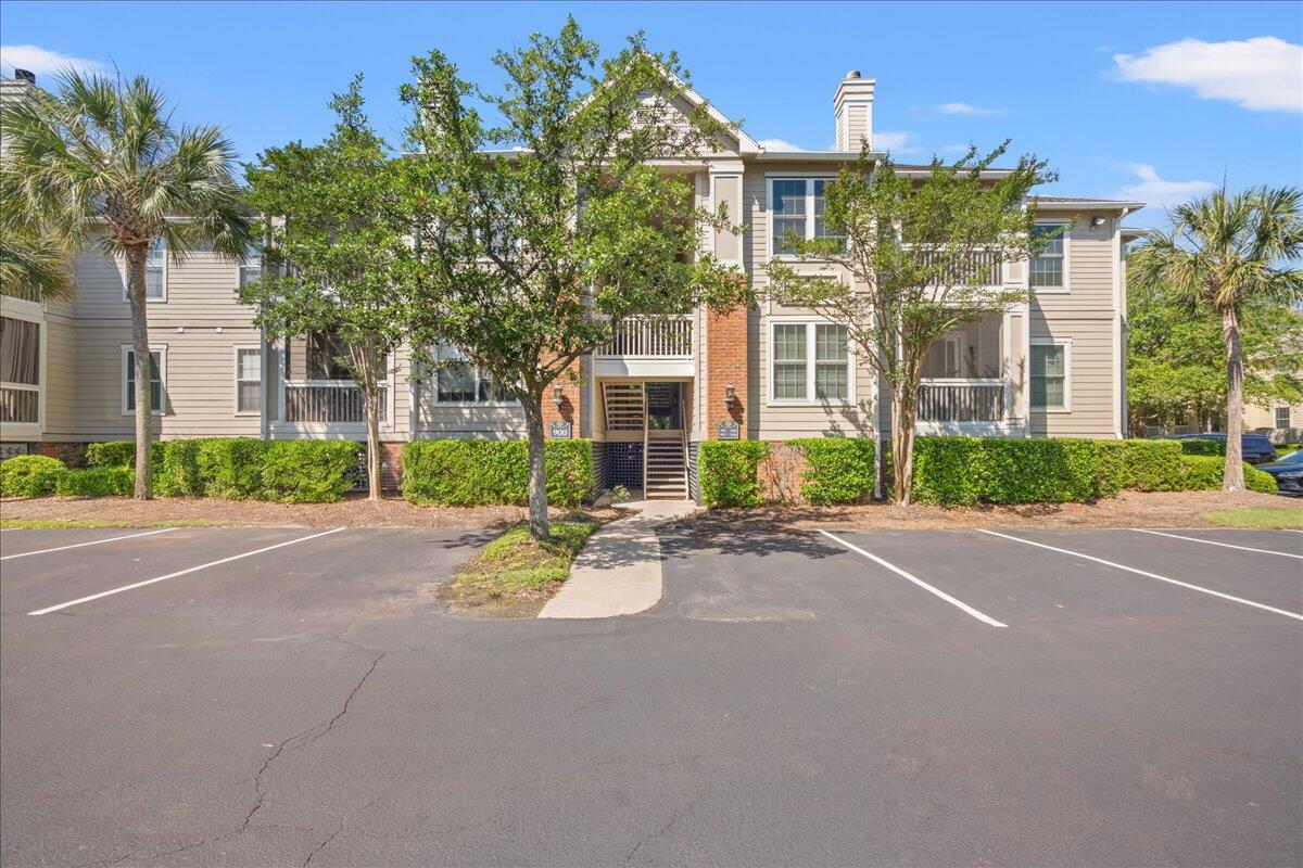 1600 Long Grove Drive 927