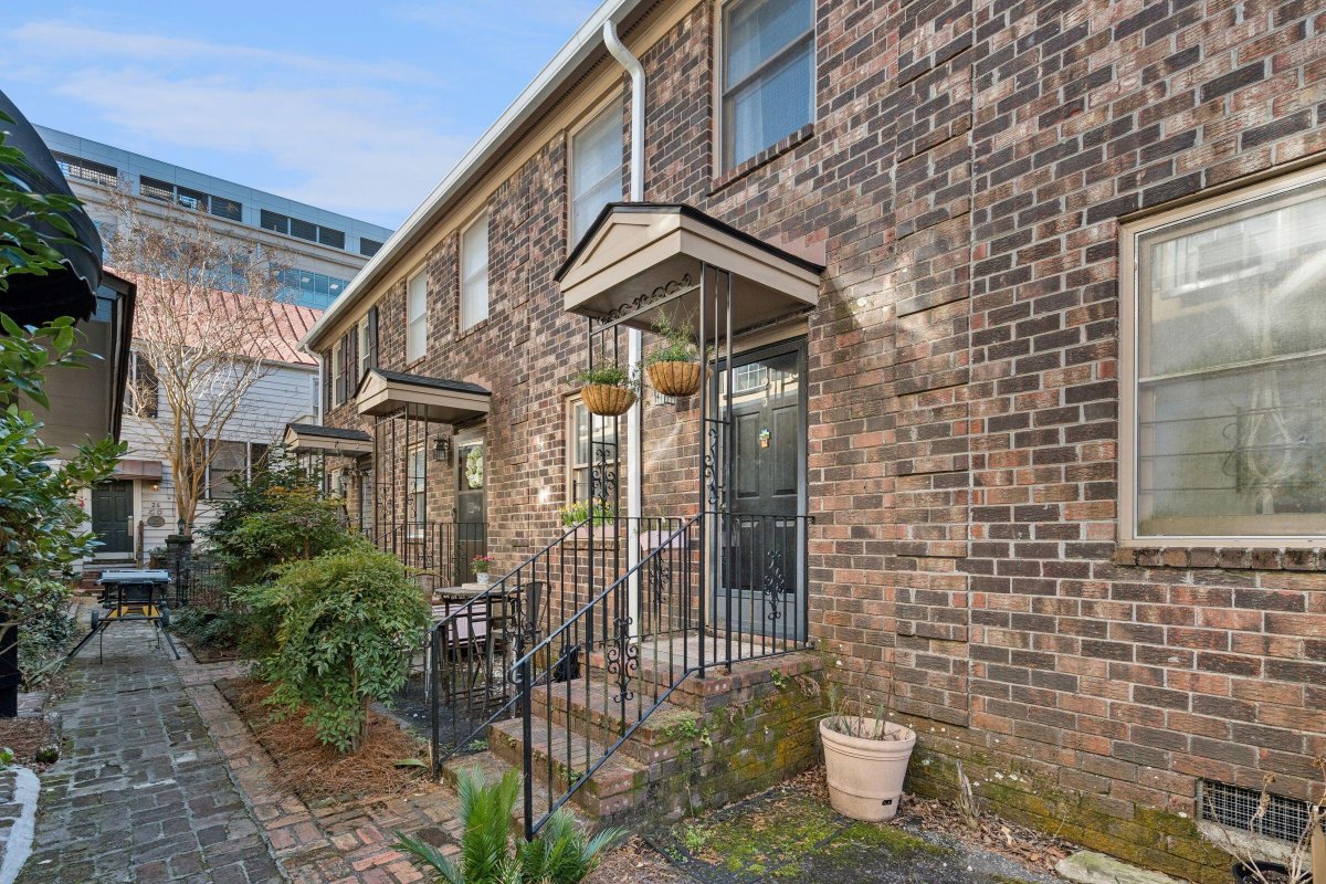 24 Bee Street Apt K