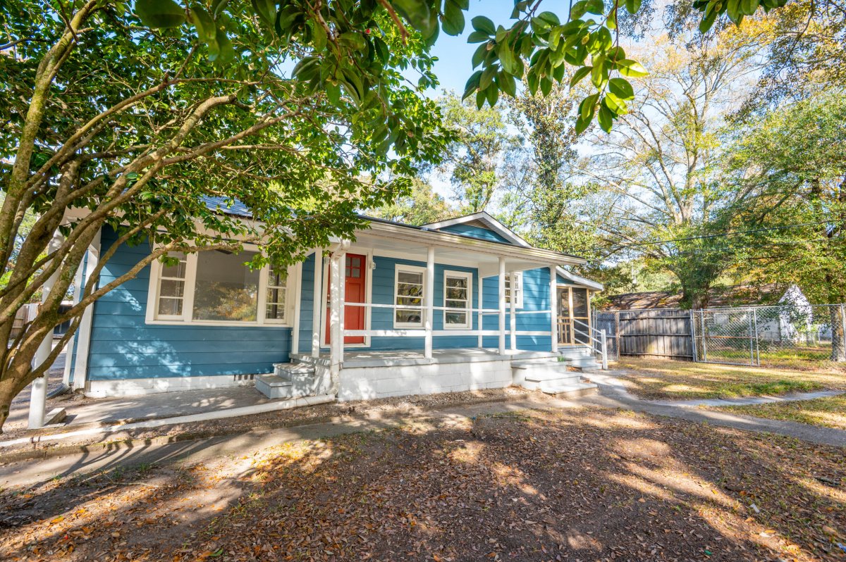 1620 Mole Lane