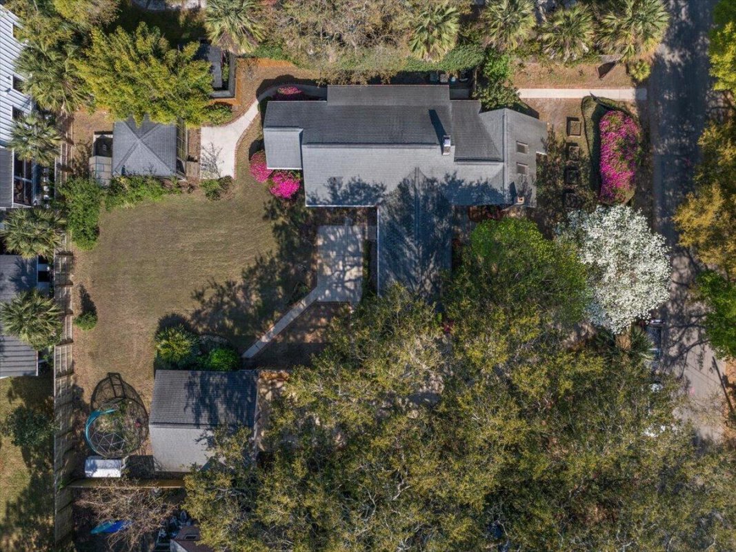 1409 Barbara Street