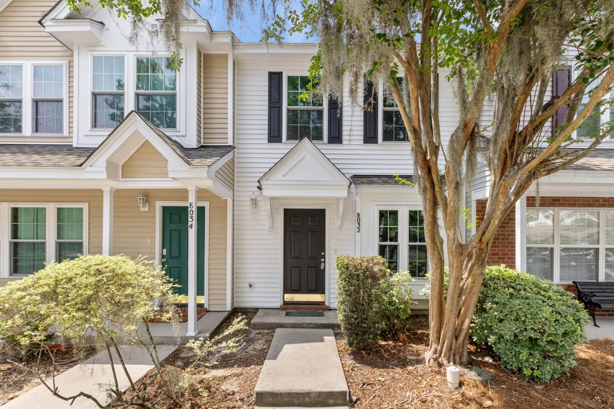 8032 Shadow Oak Drive