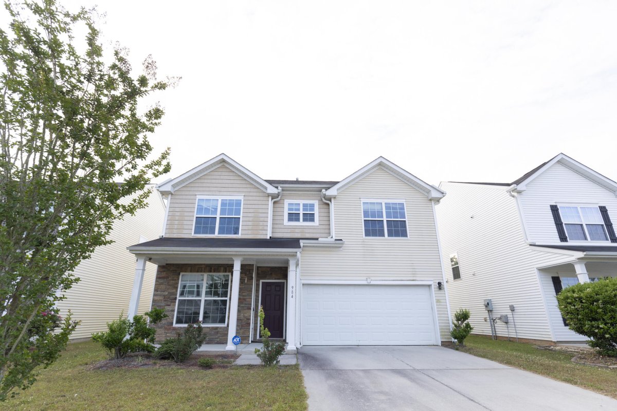 984 Augustine Court