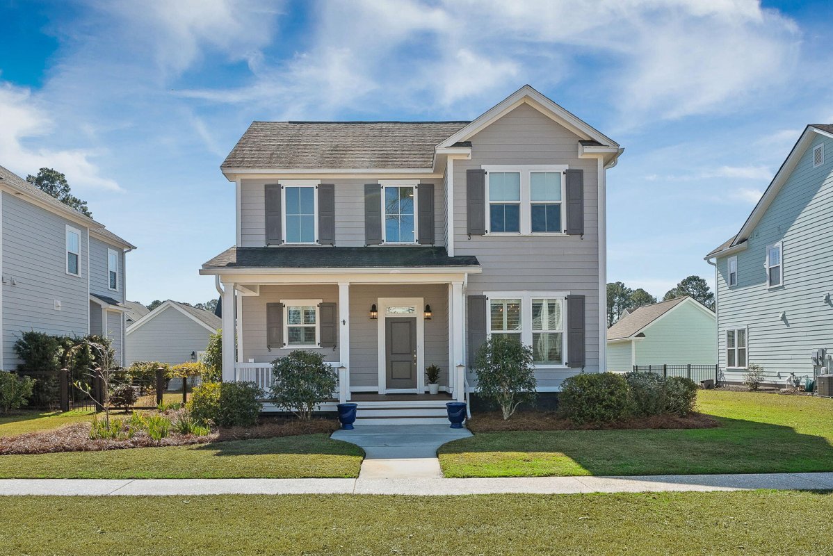 3998 Capensis Lane