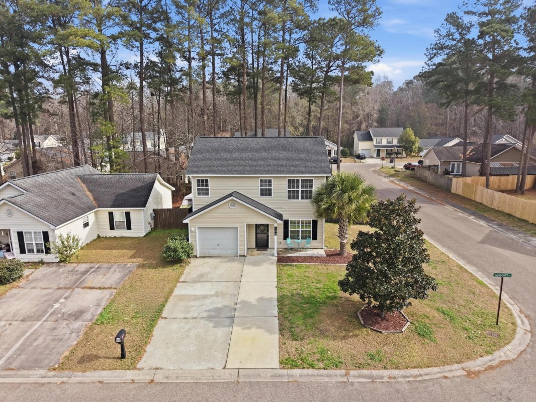 100 Bainsbury Lane