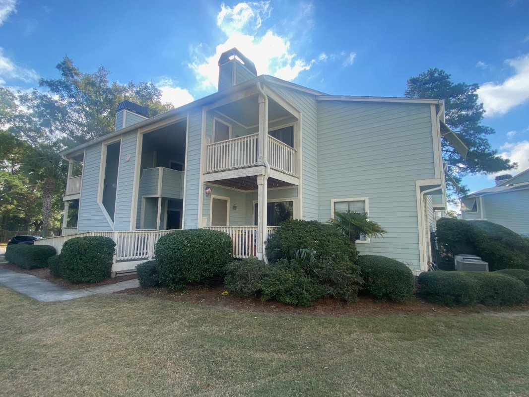 1481 Center Street 1704