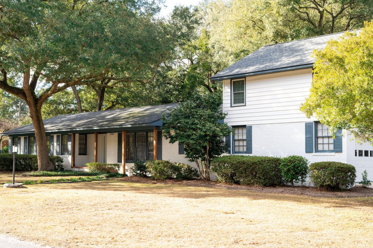 1721 Dartmoor Circle
