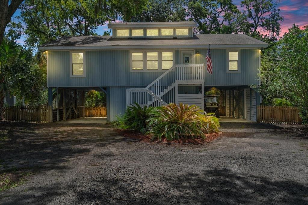 1104 Jungle Road