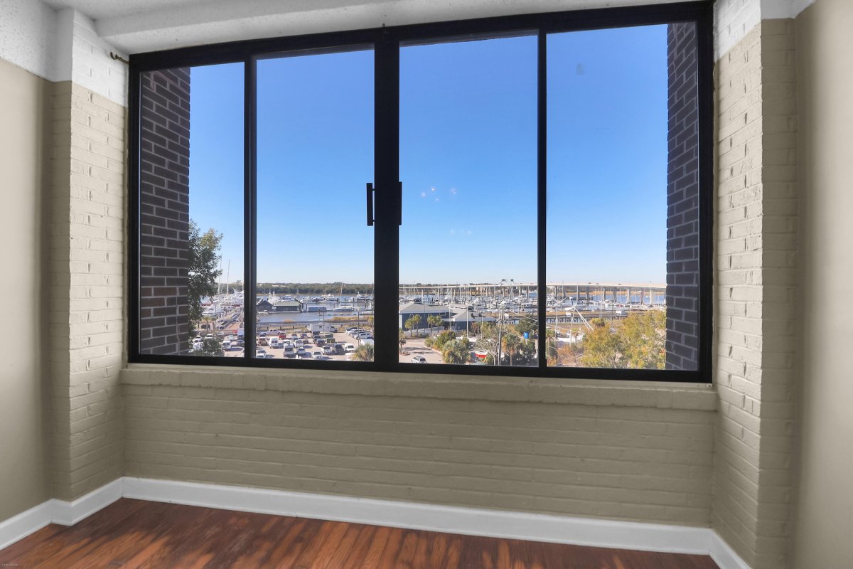 14 Lockwood Drive L