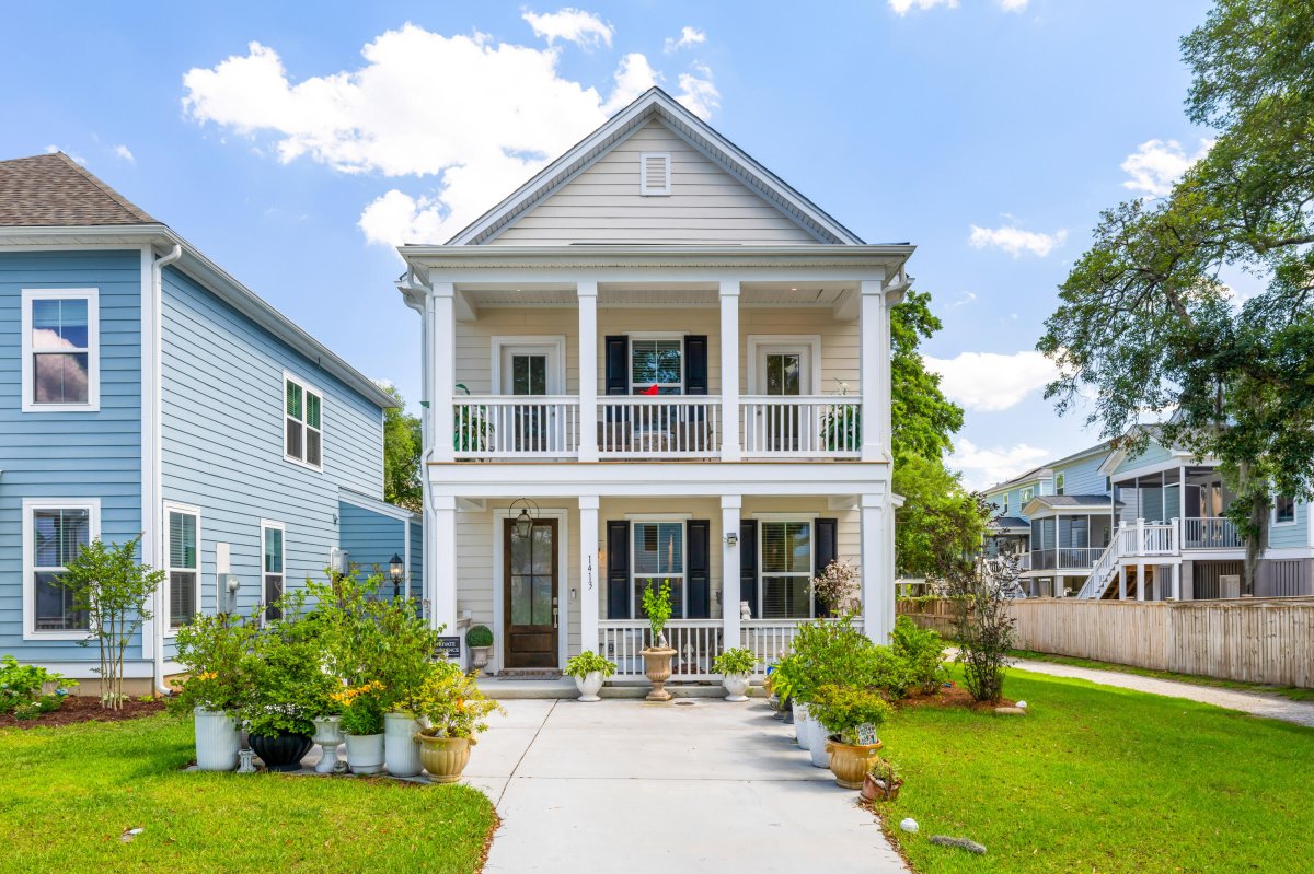1413 Tangles Trail