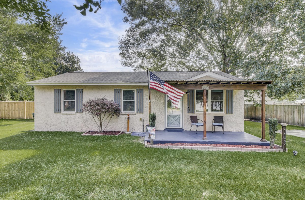 113 Pineview Drive