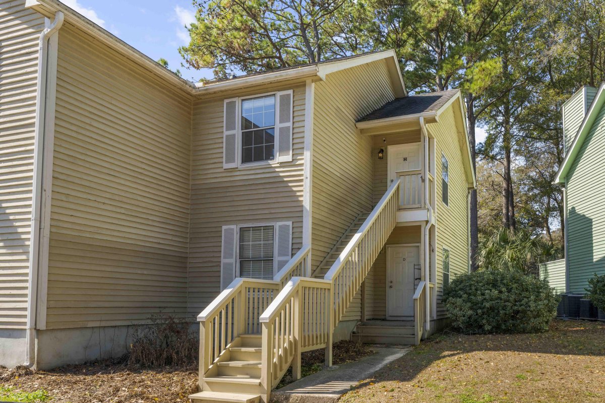 6231 Rolling Fork Road