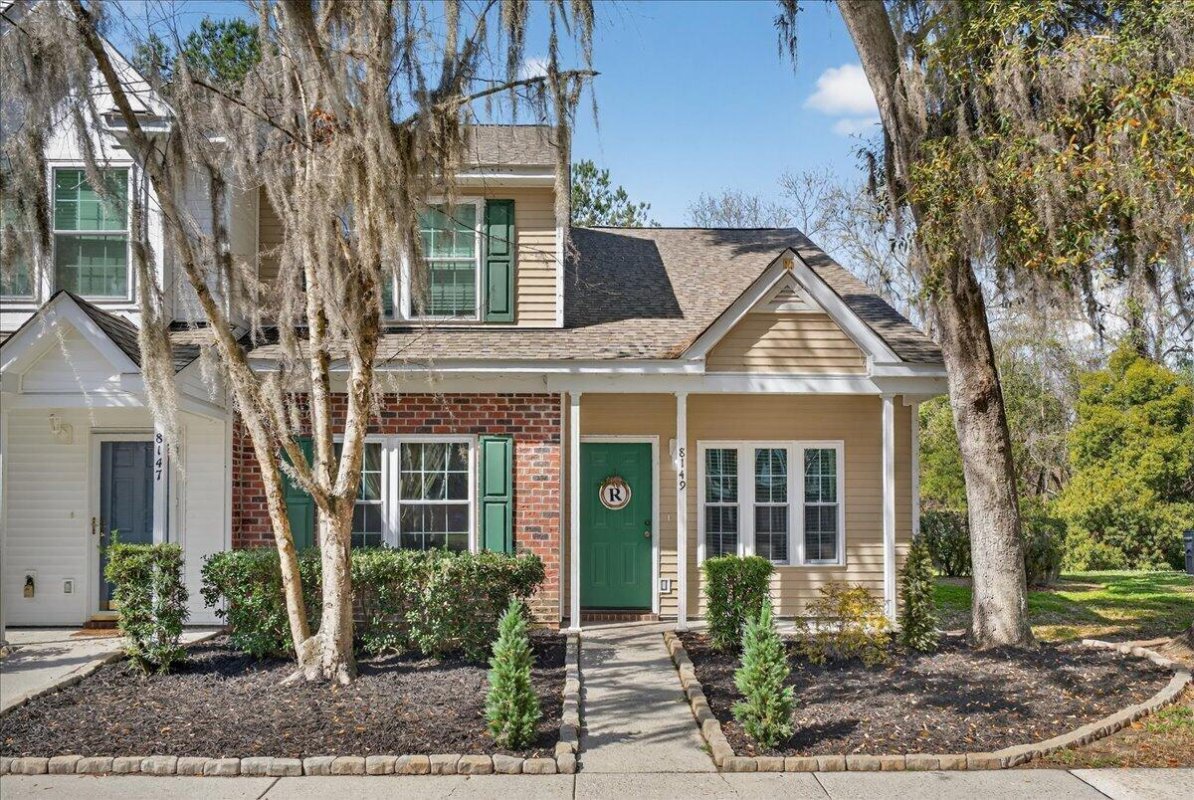 8149 Shadow Oak Drive