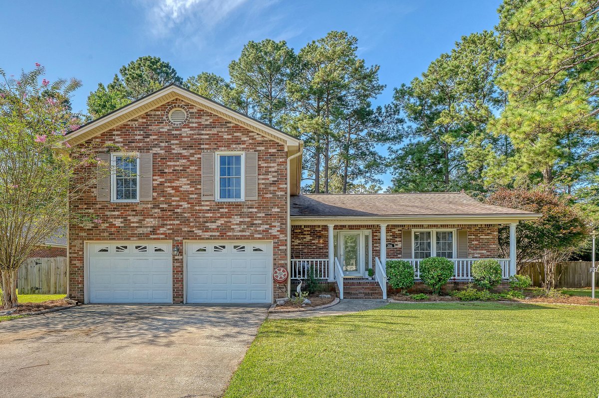 206 Eastover Circle