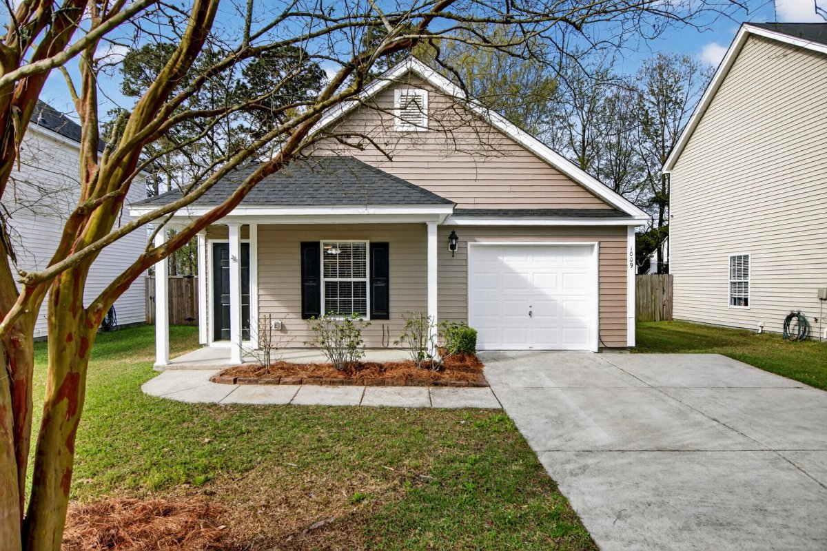 1009 Friartuck Trail