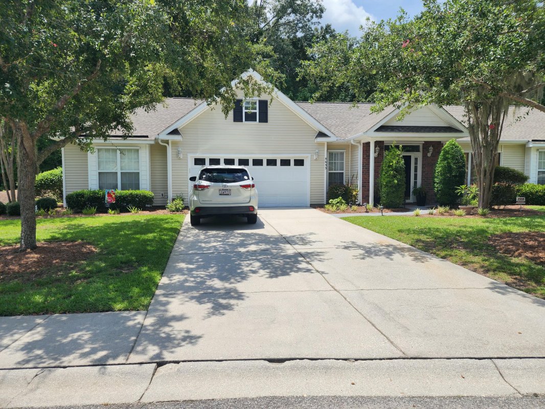8633 Grassy Oak Trail Trail
