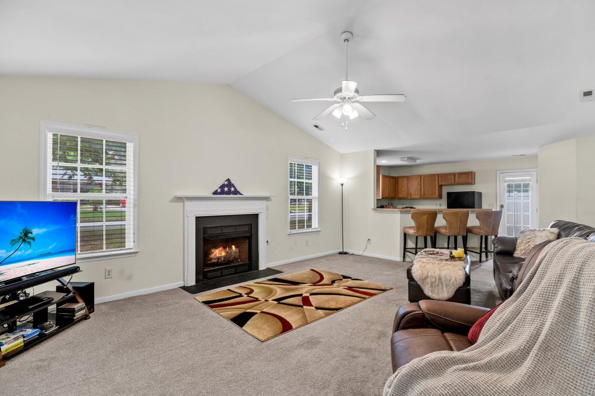 2919 Fernwood Drive
