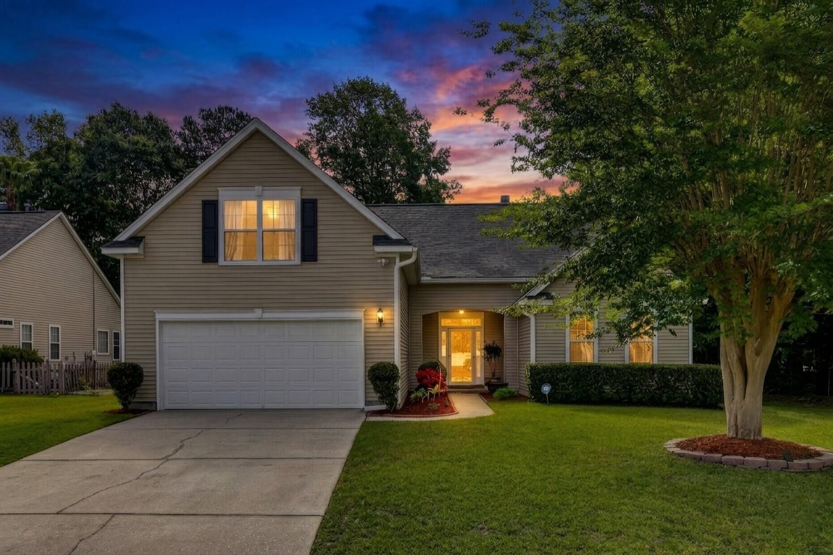 822 Paran Oaks Drive