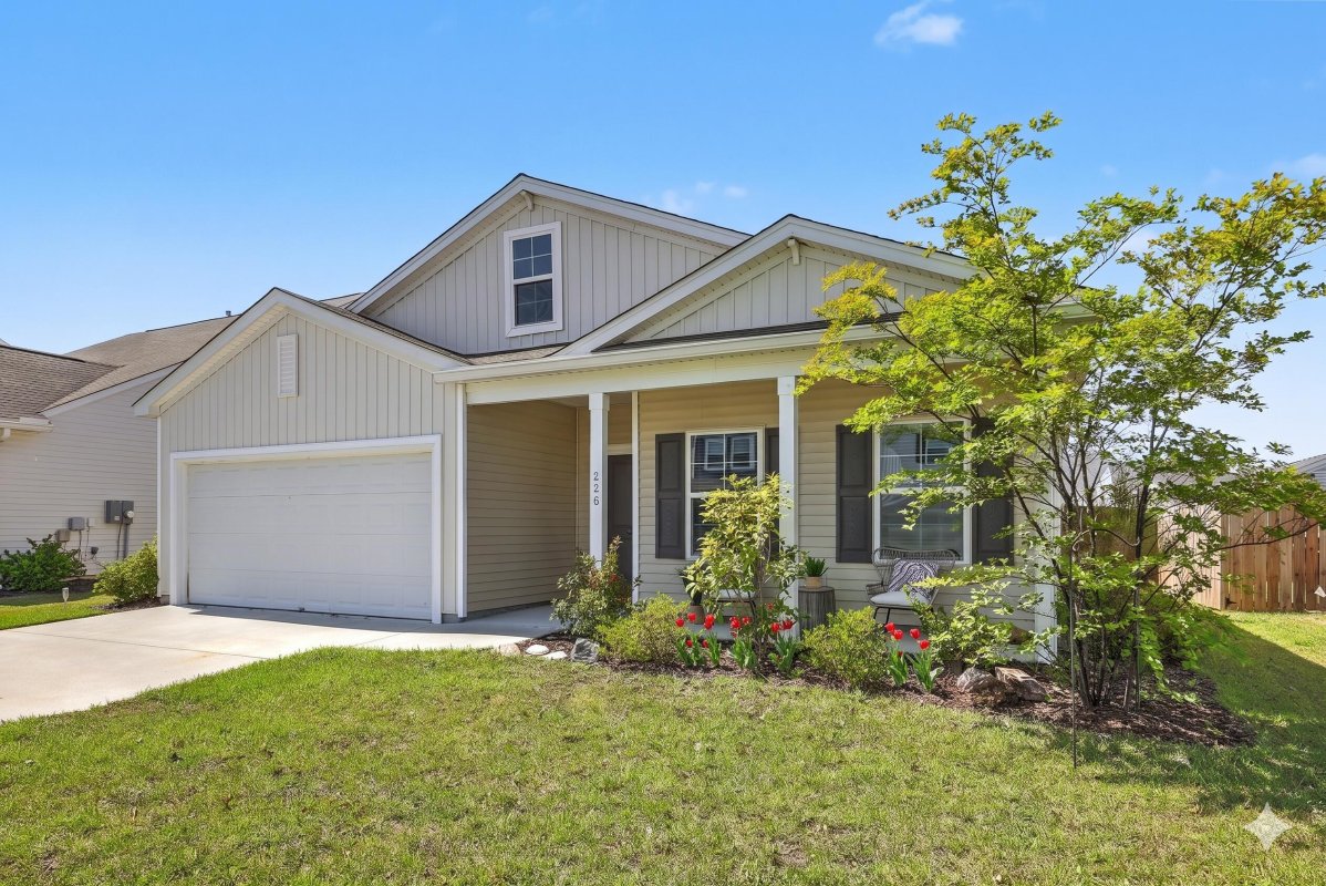 226 Clydesdale Circle