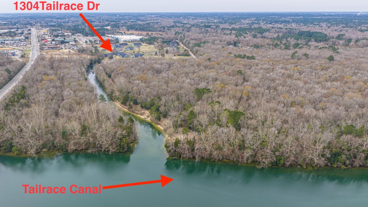 1304 Tailrace Drive