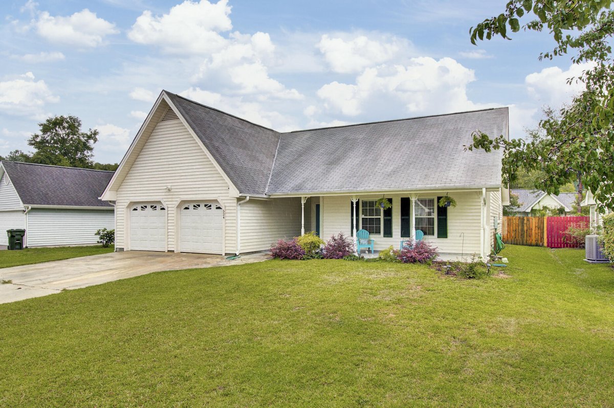 524 Tram Boulevard