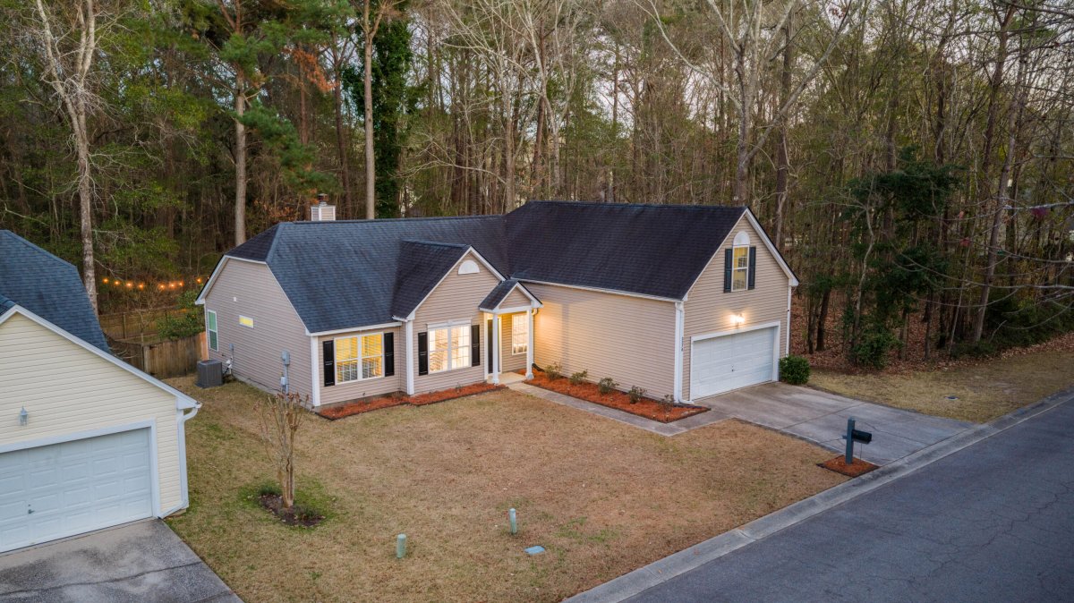 3370 Lindner Lane