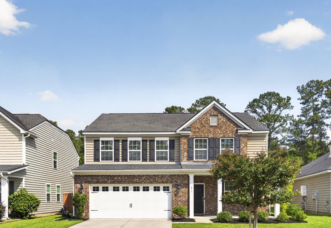 691 Redbud Lane
