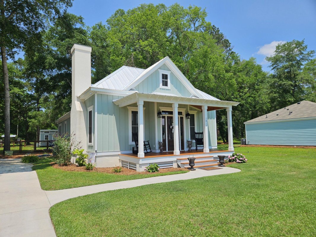 1812 Gordon Road