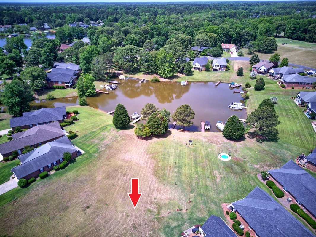 15 N Lake Circle