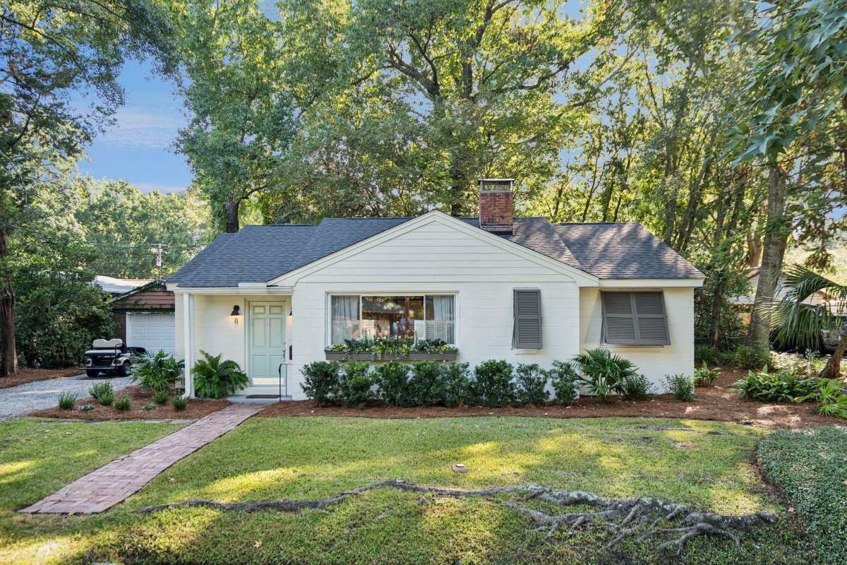 8 Stratford Road