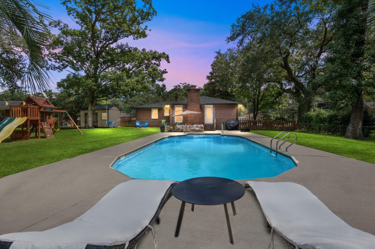 2167 Glendale Drive