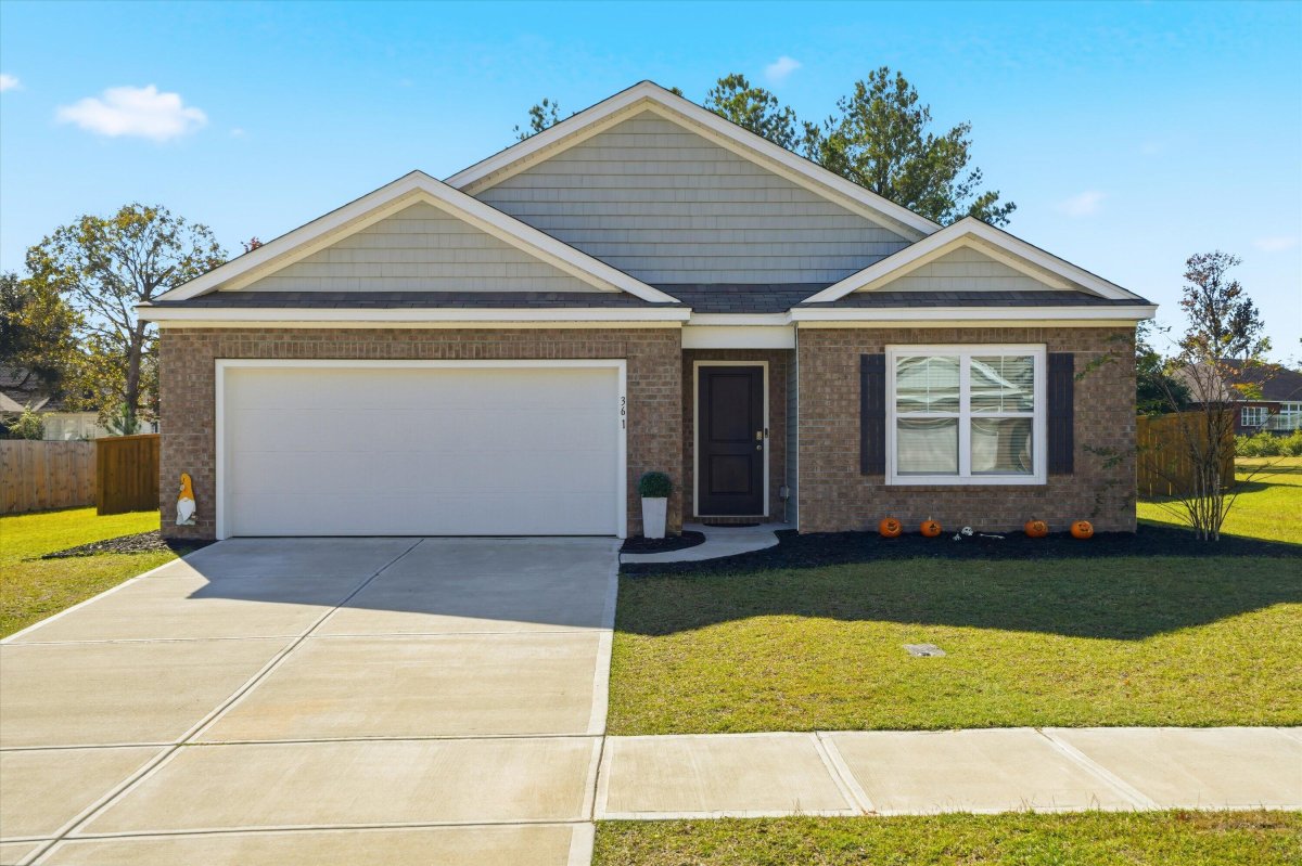 361 Spruce Ivy Street