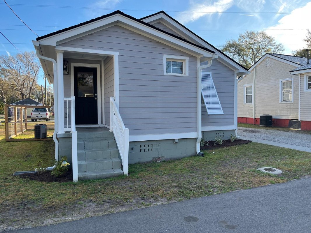3722 Tim Street
