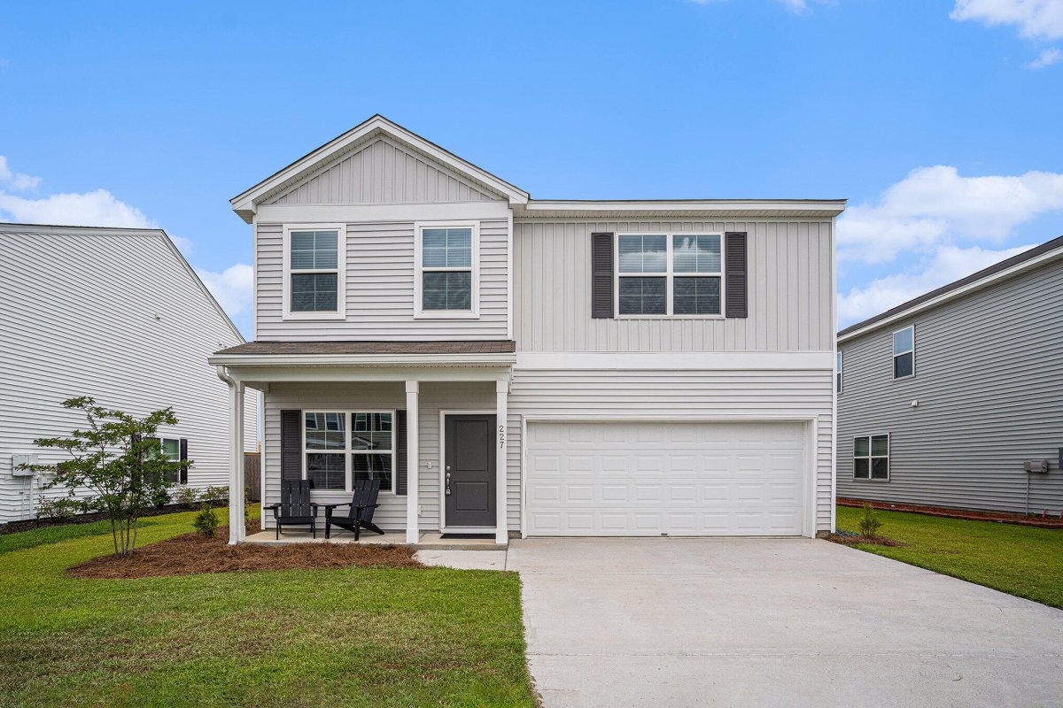 227 Clydesdale Circle