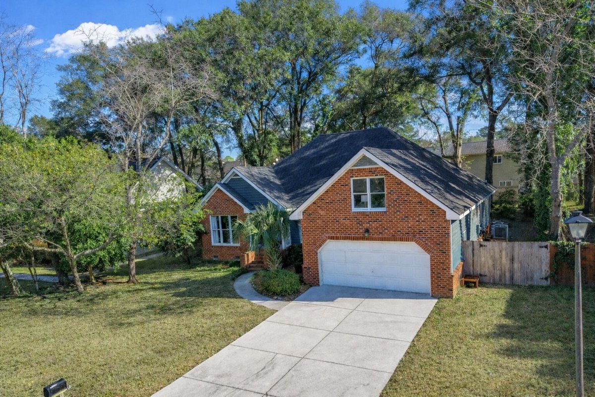 109 Oyster Point Row