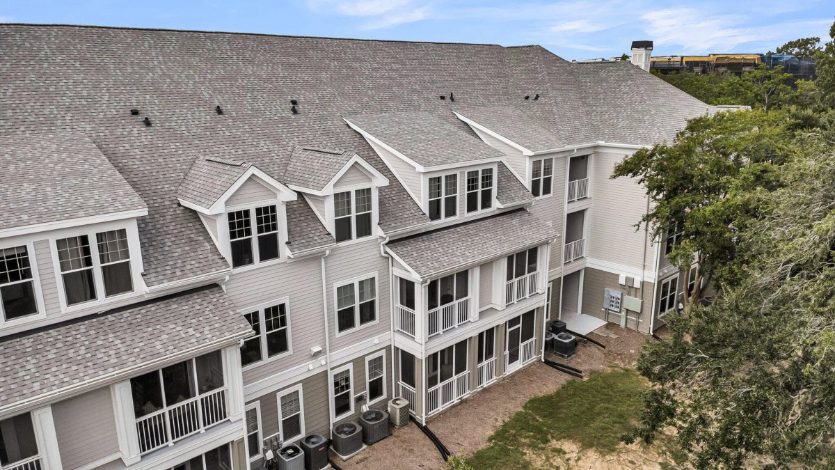 130 River Landing Drive 8203