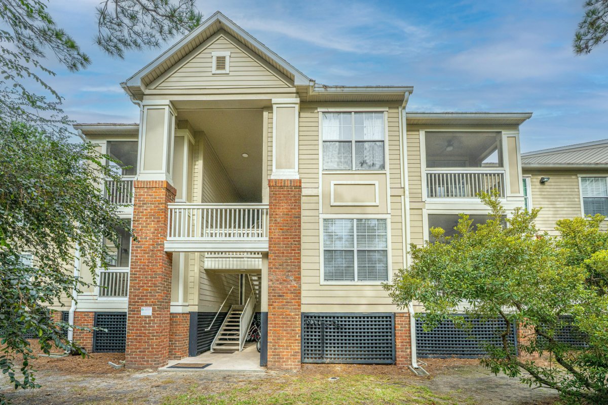 1600 Long Grove Drive 726