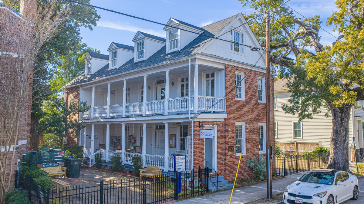 79 America Street