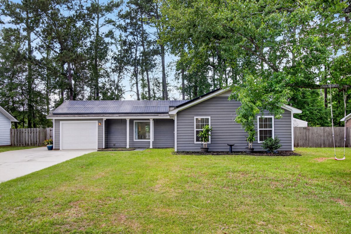 450 Longleaf Drive