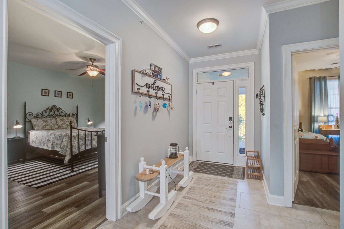 1222 Bridgeview Lane F303