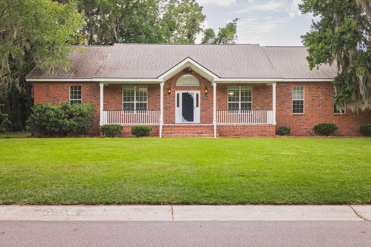 2907 Foxhall Road