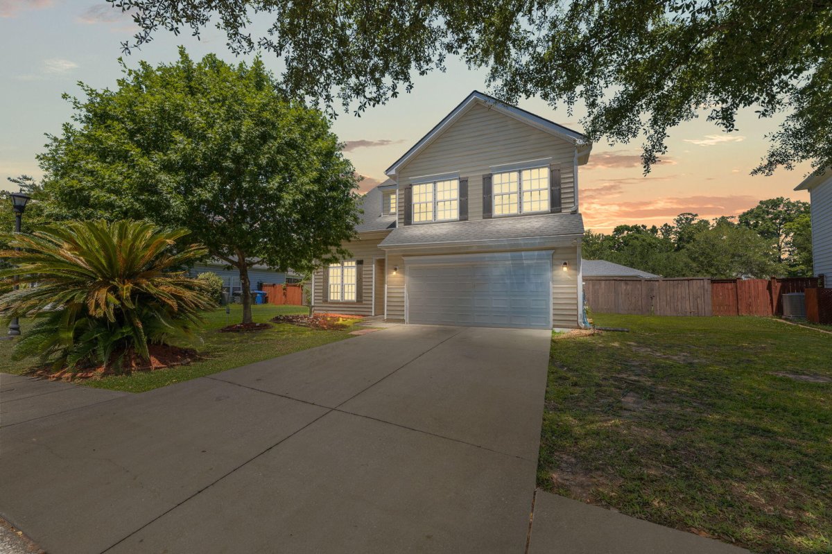 9404 Divot Lane