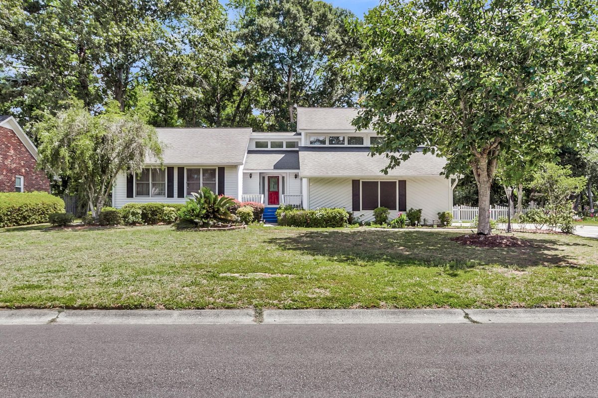 2179 Hunter Creek Drive